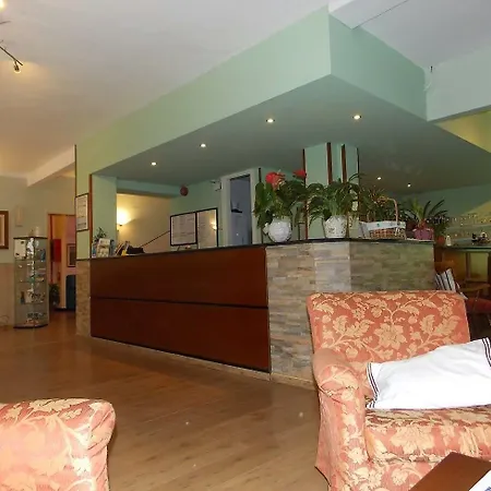 ホテル Arco Del Sole 3*