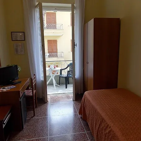 ホテル Arco Del Sole