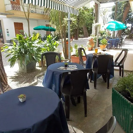 Arco Del Sole 3* Лаванья