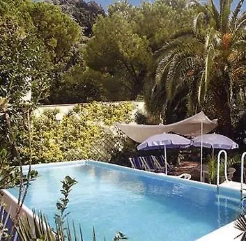 ホテル Arco Del Sole ラヴァーニャ