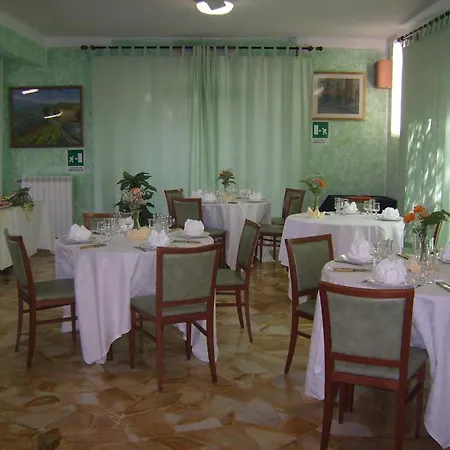 ホテル Arco Del Sole 3*