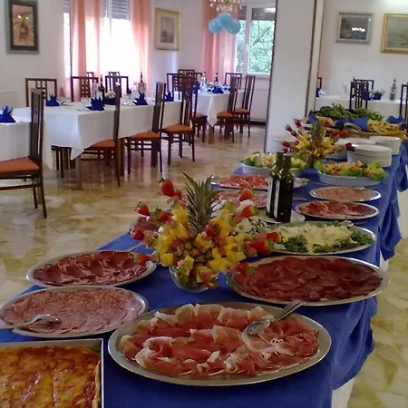 Отель Arco Del Sole