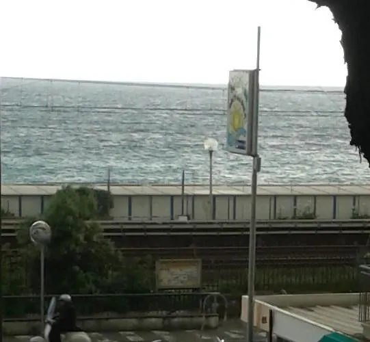 Arco Del Sole 3* Lavagna