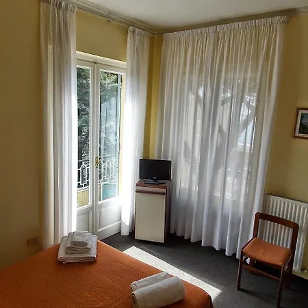 Ξενοδοχείο Arco Del Sole 3*