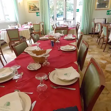 Arco Del Sole 酒店 3*