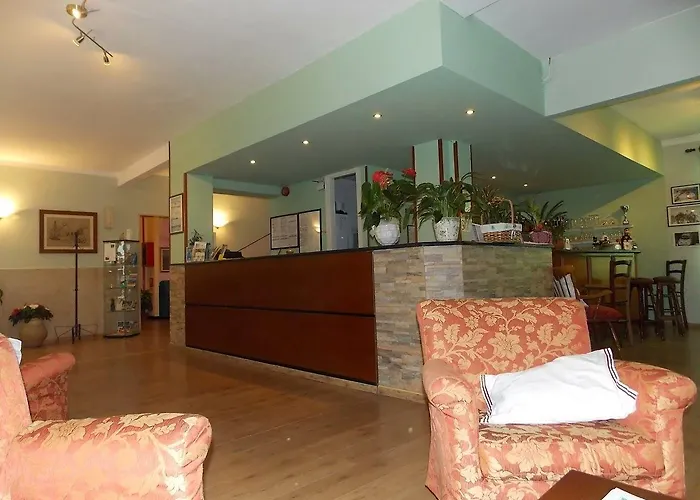 ホテル Arco Del Sole 3*