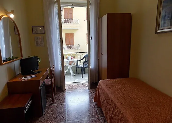 ホテル Arco Del Sole