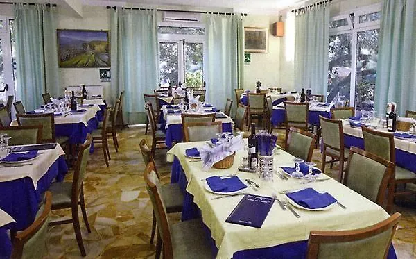 ホテル Arco Del Sole